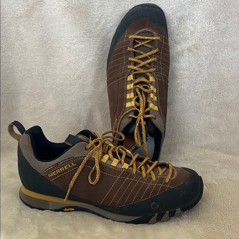 EUC Merrell Men's Continuum Hiking Shoes